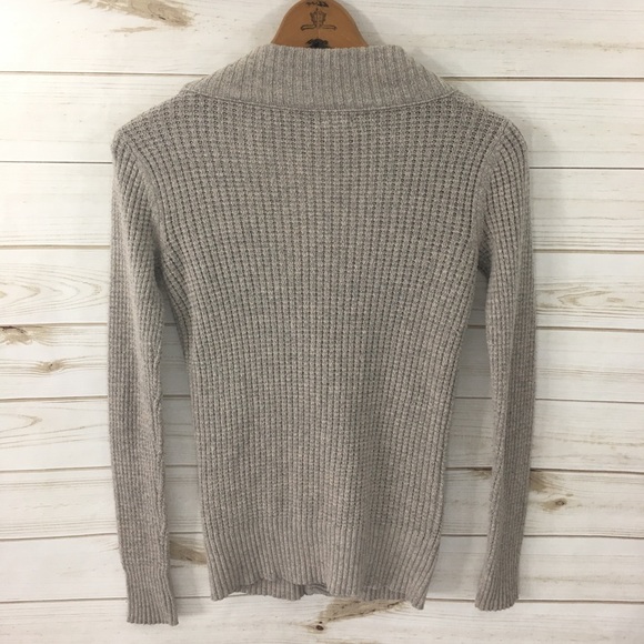 (Sold) Mossimo Supply Co Full Sleeve Cardigan - Picture 2 of 4